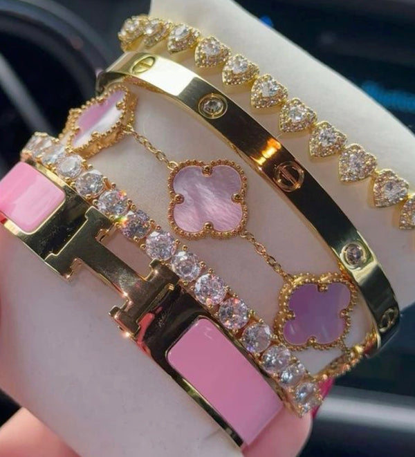 JEWELRY & ACCESSORIES