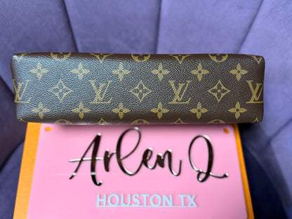 Monogram Saint Placide Red