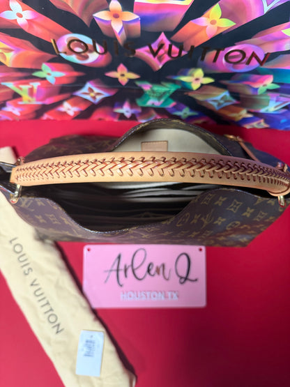ARTSY MONOGRAM MM