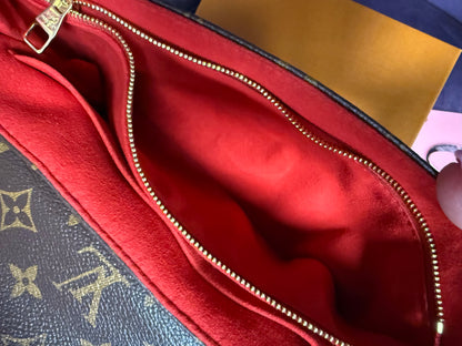Monogram Saint Placide Red